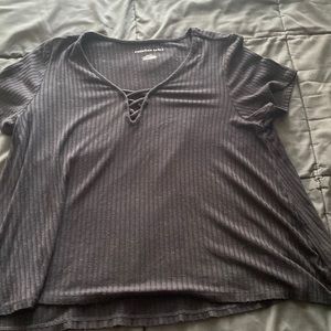 AMERICAN EAGLE Women’s Medium Black Blouse